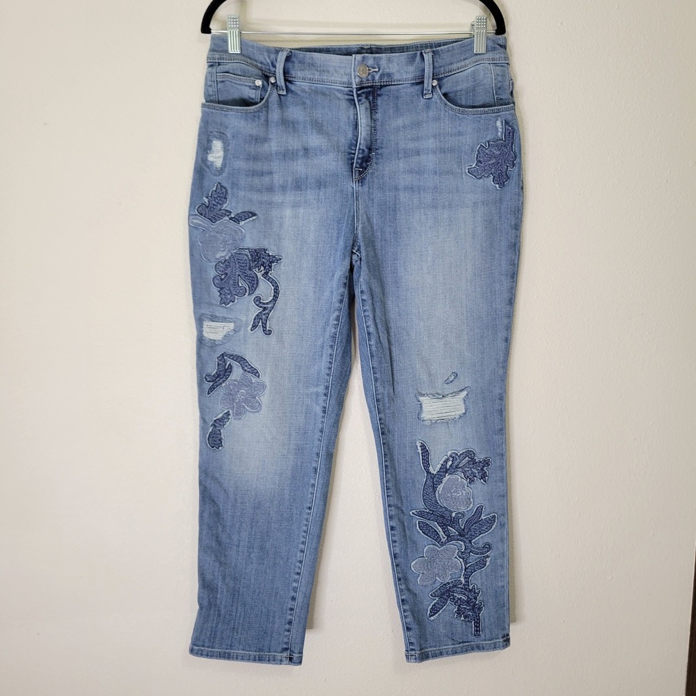 Chico's Light Wash Blue Ankle Jeans with Embroidered Floral Appliqué